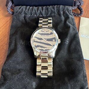 Michael Kors Wrist Watch Gold Tone Bezel Set with Crystals Tiger Pattern MK-5126